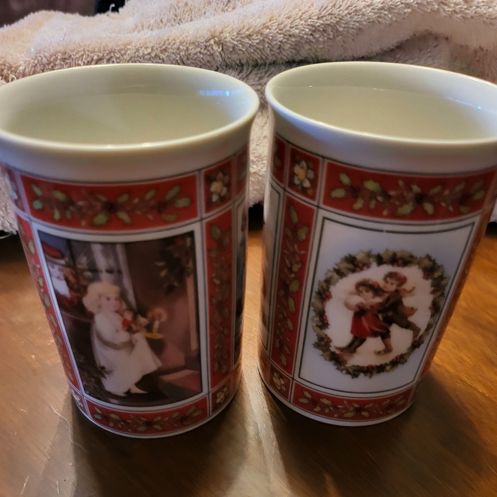 Christmas mugs from Scottland set of 2